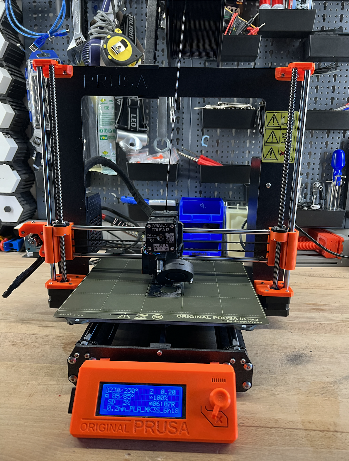 Servis 3D-tiskáren (Akademie Věd - ALGA)